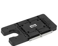 Изображение: Лодка с установленной быстросъемной платформой для носового крепления мотора Haswing усиленная