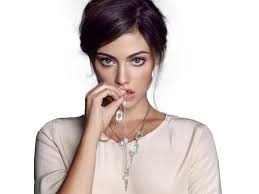 PNG - Phoebe Tonkin by Andie-Mikaelson - png___phoebe_tonkin_by_andie_mikaelson-d7e4pde