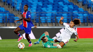 real madrid c. f. femenino - paris saint-germain football club
