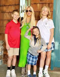 Jessica Simpson Is a Proud Mom in Back to School Photo With All 3 Kids - E! 
Online