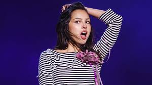 Olivia Rodrigo Revives Disco Shorts—With a Punk Twist—During a Surprise Set in Barcelona