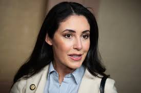 Congress Stock Trading Ban: Conflicts of Interest and Proposed Legislation