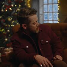 Macaulay Culkin Surpreende em Nova Campanha! Veja o Que Ele Aprontou!