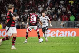 Vitória revê o Flamengo após maior goleada na era dos pontos corridos da Série A; veja o que mudou