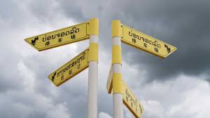 Laos Faces Economic Crisis: Debt, Inflation, and Labor Exodus