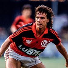 Resultado de imagem para centroavante Gaucho no Flamengo imagens