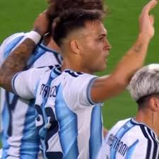 Lautaro Martínez abrió el marcador para la Selección Argentina contra Bolivia
