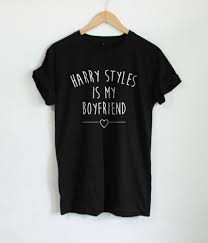 Resultado de imagem para blusas tumblr