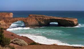 Bildresultat för london bridge great ocean road