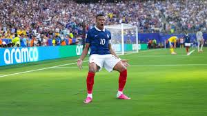 France vs Sweden highlights: Mbappé scores twice as France cruises into round of 16
