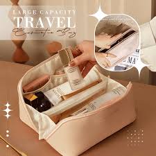 Large Capacity Leather Travel Cosmetic Bag – luxurious.pk