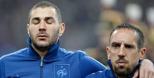 benzema ribéry caso zahia prostitución. Benzema junto a Ribery en un encuentro de su selección. | GTRES. Los futbolistas franceses Franck Ribéry, ... - 2014012220124084335