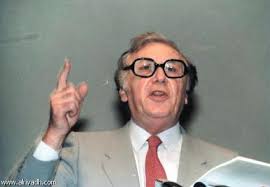 نزار وقارورة العطر