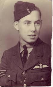 John Bevis THOMPSON, 1942, age 21, John Bevis Thompson - img27_full