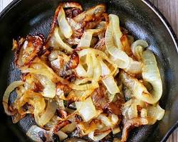 Gambar Onion cooked in olive oil