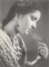 Her famous films are Shah Jahan, Daasi, Shirin Farhad, Nek Parveen, Naila and Anarkali. Attached Image Pic courtesy: Jamal Akber - post-187-1172662413