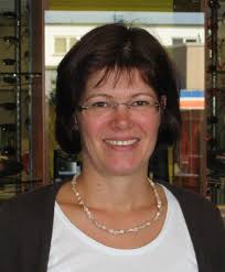 <b>Sandra Berger</b>. Augenoptikerin, im Team seit September 1986 - sandra