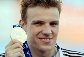 Der deutsche Schwimmer Paul Biedermann ist in Italien Weltmeister geworden.