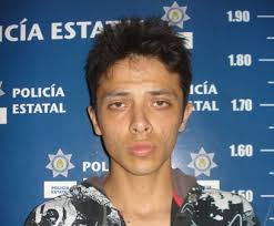 Elementos de la Policía Intermunicipal Veracruz, Boca del Rio, detuvieron a ROBERTO ALEJANDRO TORRES LOPEZ, de 19 años de edad, originario de Veracruz, ... - ROBERTO-ALEJANDRO-TORRES-LOPEZ-POR-ROBO-A-COMERCIO-26-DE-OCTUBRE-DE-2011-REM.-1245-MP.-1%25C2%25B0-ESP.-ROBO-A-COMERCIO