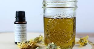 Homemade Hot Oil Treatment for Hair - Everything Pretty