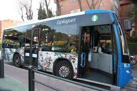 Quatre punts més de parades solars informatives (PSI) als autobusos urbans d'Esplugues