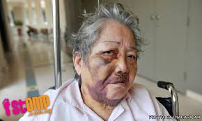 Photos: RAJ NADARAJAN, WANBAOAn 82-year-old woman was thrown from her seat ... - 1168900