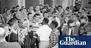 Jerry Jones discusses photo showing him at 1957 desegregation protest