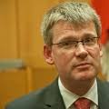 Spandauer Stadtrat Gerhard Hanke fordert sein Amt zurück | Unterwegs in ...