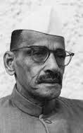 He was a recipient of the Bharata Ratna, a founder of the Bharat Sevak Samaj, the former prime minister, a Union minister for almost twenty years and yet he ... - main-qimg-61546c6b96760ffb060dea0e22d3405e%3Fconvert_to_webp%3Dtrue