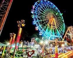 인천 월미도 테마파크 관람차 야경, AI로 생성