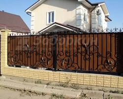 Изображение: кованые ограждения и ворота