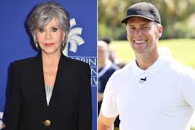 Jane Fonda 'weak in the knees' when she met Tom Brady: 'Just awestruck'