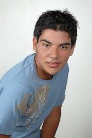 Jesus Linares updated his profile picture: - x_30d8c935