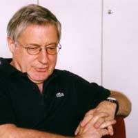Mit <b>Klaus Bednarz</b> sprachen am 13.09.2004 im WDR Fernsehfunkhaus Frank <b>...</b> - bednarz_01