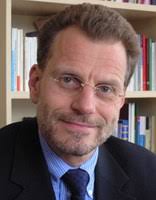 <b>Dominik von</b> Stillfried. ist Geschäftsführer des Zentralinstituts für die <b>...</b> - image_mini