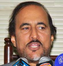 Islamabad, July 18 (ANI): Arresting federal ministers Babar Awan and Rehman Malik could lead to the masterminds of former Prime Minister Benazir Bhutto&#39;s ... - Babar-Awan301