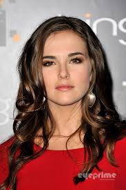 File:936full-zoey-deutch.jpg. Size of this preview: 320 × 479 pixels. Other resolutions: 320 × 480 pixels | 400 × 600 pixels. - 936full-zoey-deutch