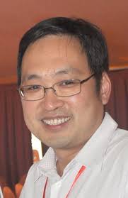 KUCHING: Chong Chieng Jen dipilih sebagai pengerusi Parti Tindakan Demokratik (DAP) Sarawak yang baharu menggantikan Wong Ho Leng. - P04835