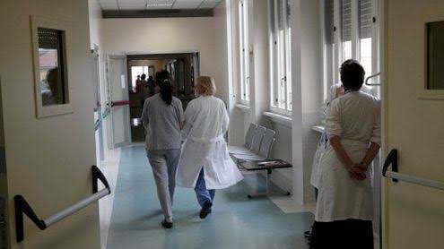 Coronavirus Roma, almeno sette medici contagiati al Policlinico: c'è anche un oncologo - la Repubblica