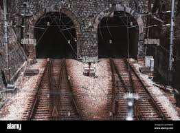Image result for "Túneles de ferrocarril"
