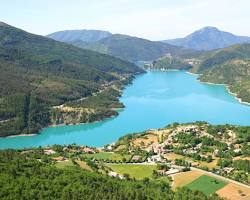 Gambar Castillon Lake, France