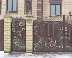 Изображение: кованые ворота в стиле модерн
