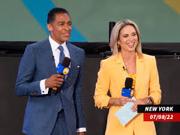 Here's the Truth About Amy Robach and T.J. Holmes' Status at GMA3 Amid Exit 
Report