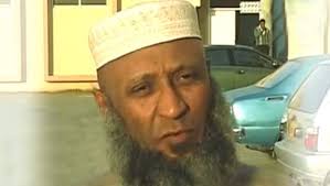 Qasim Umar. Photo courtesy: Geosuper&#39;s YouTube channel. The versatile Qasim Umar was born on February 9, 1957. Abhishek Mukherjee looks at one of the ... - Qasim-Umar-Geosuper-YouTube-channel