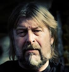 Captain Phil Harris earned his net worth as a successful commercial crabber, through his television appearances on the Deadliest Catch, and by founding the ... - Deadliest-Catch-Memorial-for-Captain-Phil-Harris