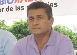 Uno de los grandes caciques políticos del Cesar, el ex parlamentario Alfonso Enrique Mattos Barrero, conocido como Poncho, quiere volver al Congreso de la ... - 5_MATTOS
