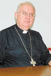 Luis Morao nació en Vedelego, Italia, en 1939 y a los 11 años abandonó su ciudad natal para ingresar al Seminario Franciscano de Lonigo. - OBISPO3
