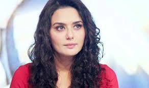 Danish Merchant, Preity Zinta&#39;s neighbor, told the Mumbai Police that he saw bruises on Zinta&#39;s hands on the next day of the alleged incident. - preity-zinta-1203131