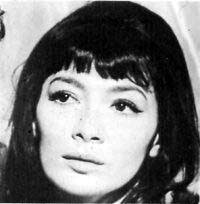 Juliette Greco is a French night-club singer and actress. She was born in 1927. - Juliette_Greco