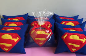 Resultado de imagem para decoração festa superman